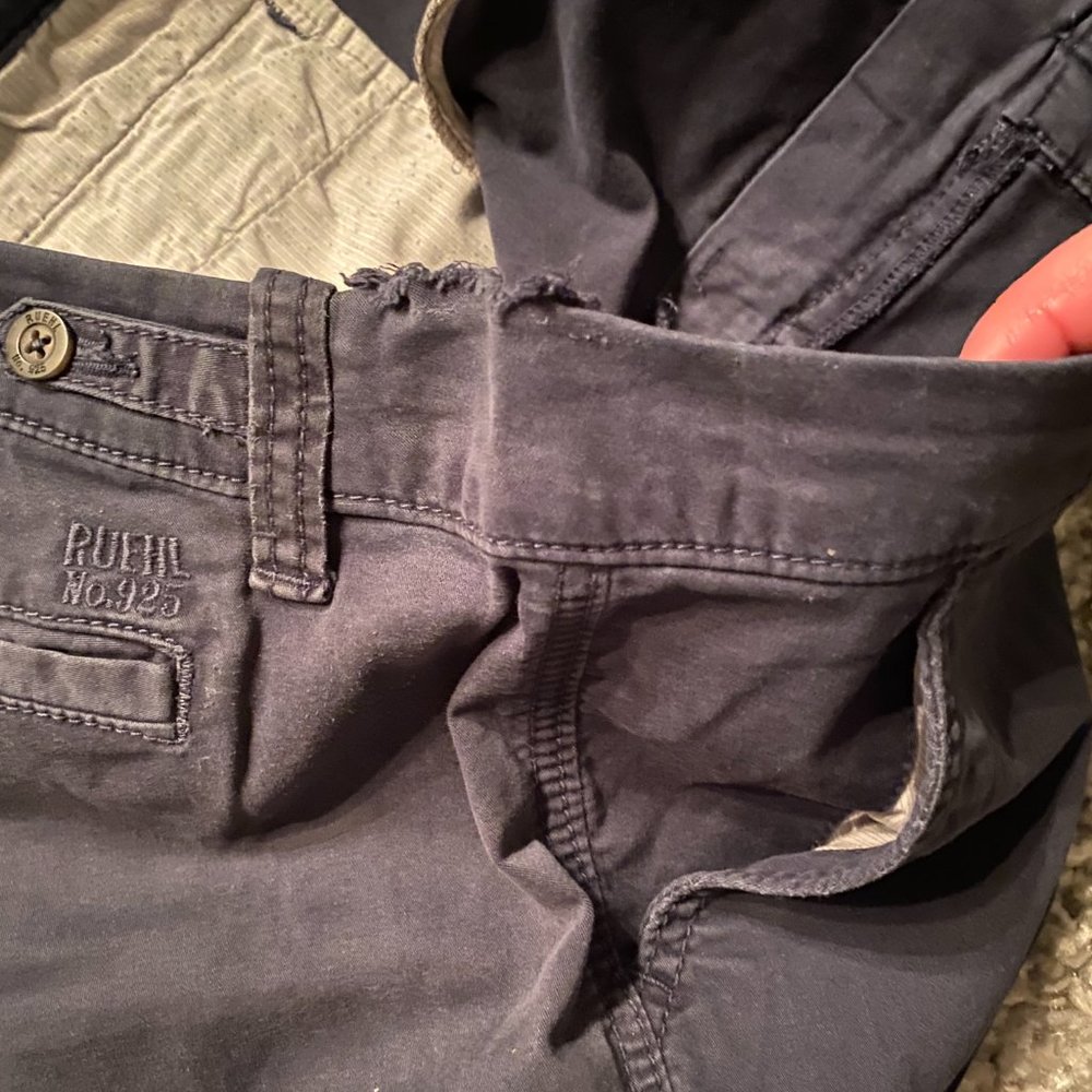 Ruehl Navy Blue Khaki Shorts EUC Sz 10 - Picture 5 of 5